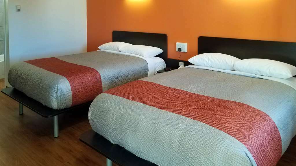 Motel Bo-Camrose, Ab Room photo